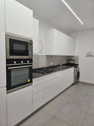 Appartement meublé corniche plateau image 6