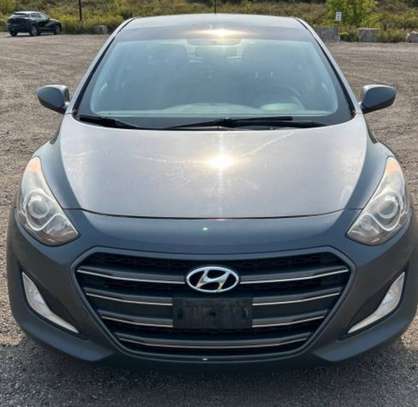 Hyundai Elentra GT 2017 image 1