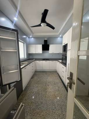 Bel appartement de 3 chambres à louer mamelle image 15