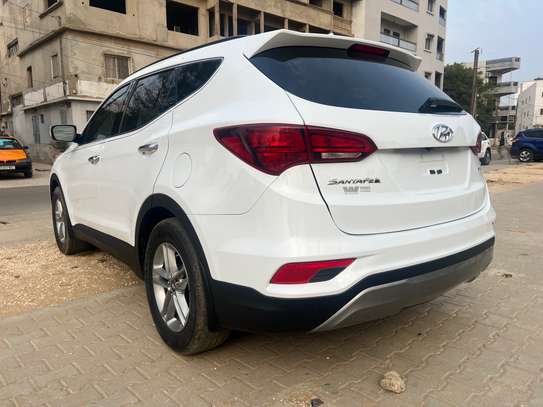 Hyundai Santafe limited 2017 image 11