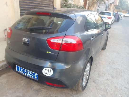 Kia Rio image 4