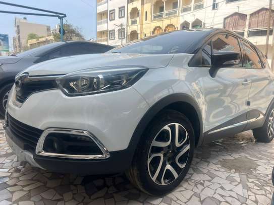 RENAULT QM3 2016/2017 image 10
