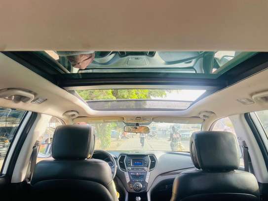 HYUNDAI SANTA FE 2018 image 12