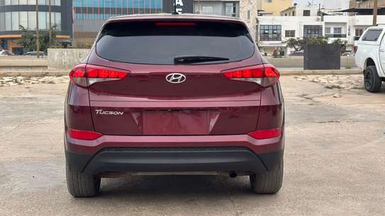 HYUNDAI TUCSON VENAT image 1