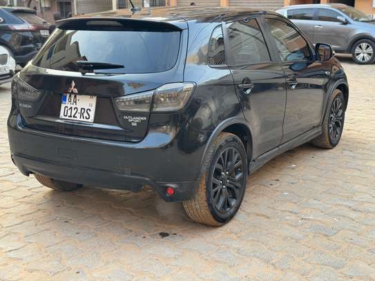 Mitsubishi  outlander image 4