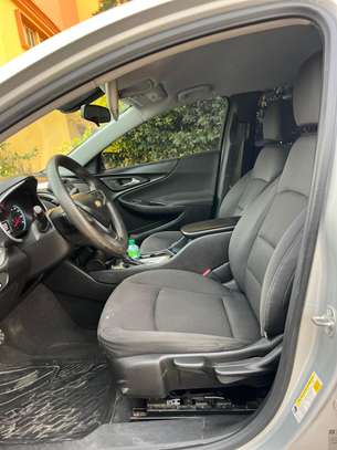 Chevrolet MALIBOU Année : 2016-2017 image 12