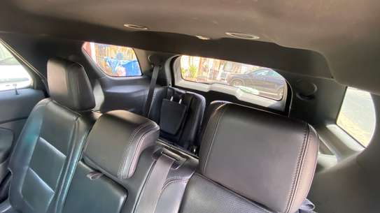 Ford Explorer image 8