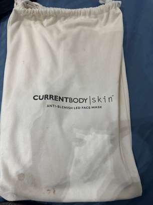 Masque LED CurrentBody Skin anti-acné image 3