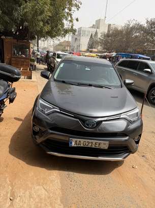 Toyota RAV 4 2017 image 10