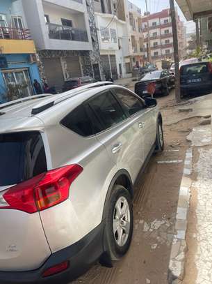 Toyota rav4 image 2