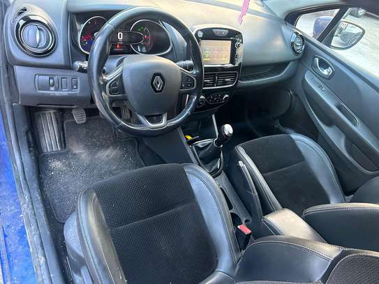 Renault Clio 4 DIESEL image 6