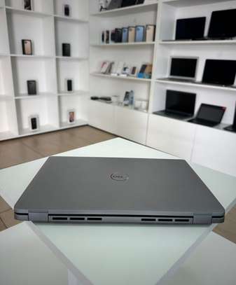 Dell latitude 5450 Ultra 7 512 GB/Ram 32GB image 2