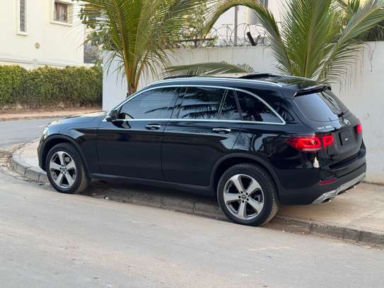 Mercedes GLC 300 image 9