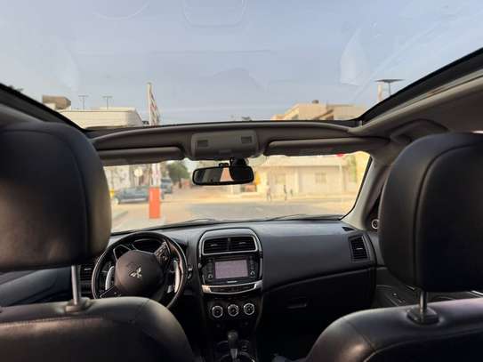 Mitsubishi rvr platinium image 3