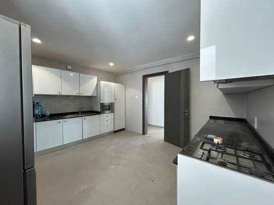 Appartement 4chambres à Louer aux Almadies image 2