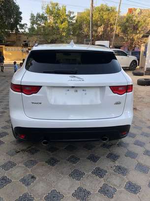 JAGUAR F-TYPE 2019 image 6