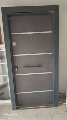 Porte de sécurité neuve image 5