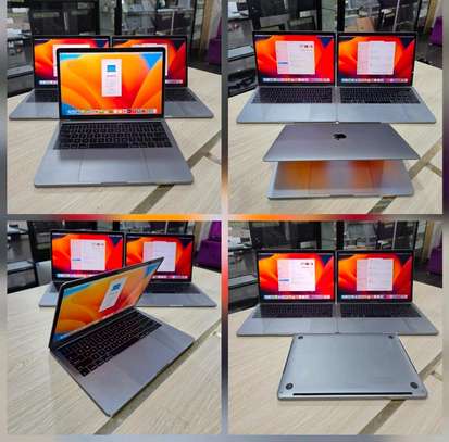 Macbook Pro 2017 13 i7 16G 512Go image 1