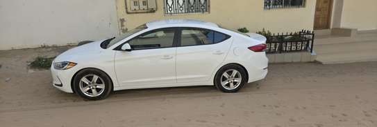 Hyundai Elantra 2017 image 3