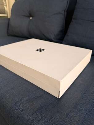 Microsoft Surface Laptop 7th Édition Snapdragon X Élite image 4
