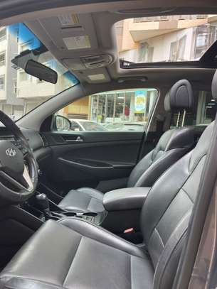 HYUNDAI TUCSON  ANNÉE 2017 image 8