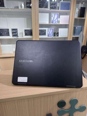 Samsung NoteBook 7 Spin X360  - AMD RYZEN5 | 8GB RAM | 256 image 6