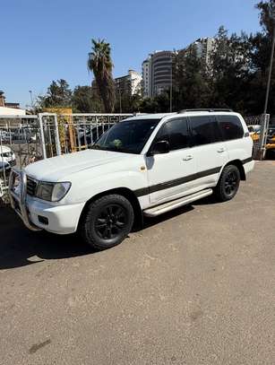 Toyota Land Cruiser 2001 image 3