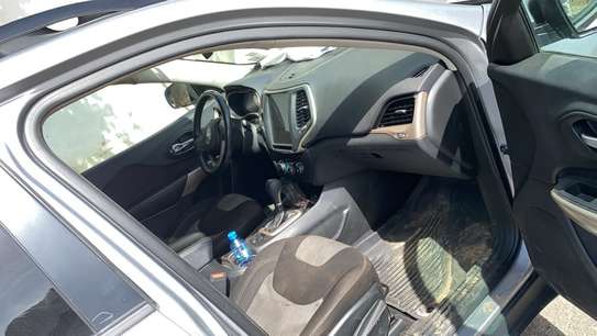 Jeep Cherokee Année 2017 image 14