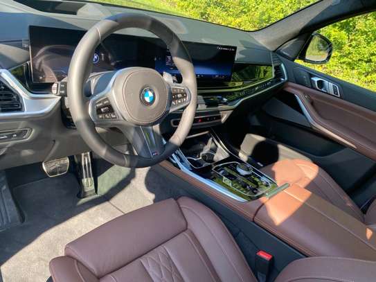 BMW X7 40d 2025 image 7