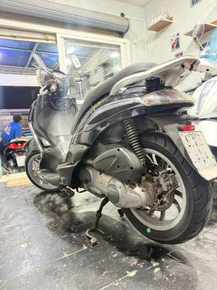 Beverly, Tureur, moteur 250 CC année 2014, venant avec Cmc image 14
