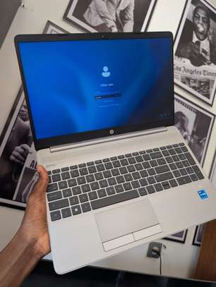 HP i7 12th gen / 512gb / 16gb ram image 3