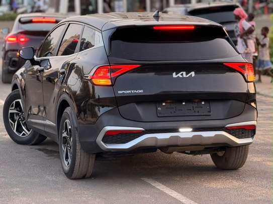kia Sportage noire design moderne éclairage led image 10