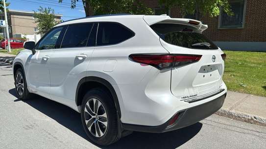 Toyota highlander image 4