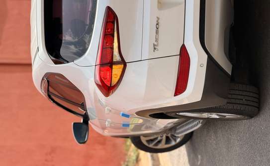 Hyundai tucson image 5