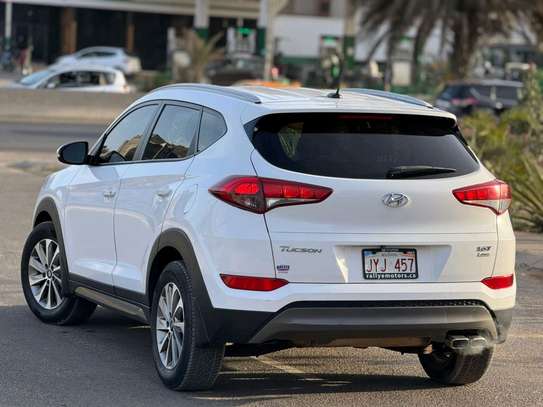 Hyundai tucson 1.6 AWD image 6