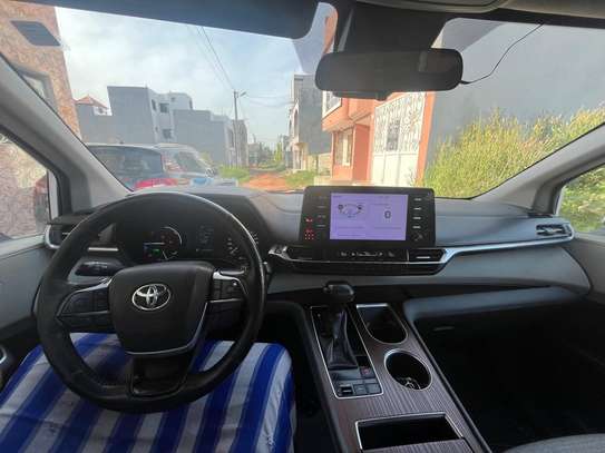 Toyota Hybride 2021 image 4