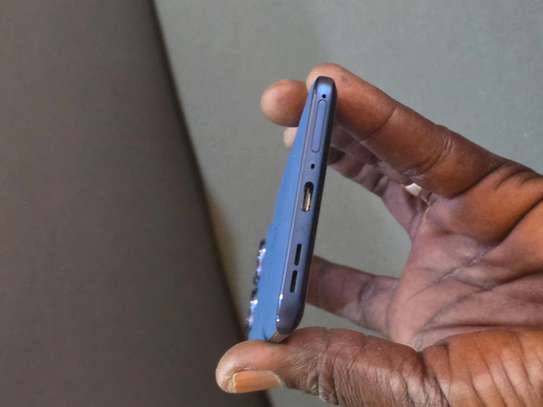 Motorola edge 60 512GB 12GB image 4