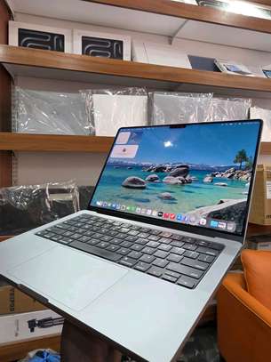 MacBook pro 2 image 5