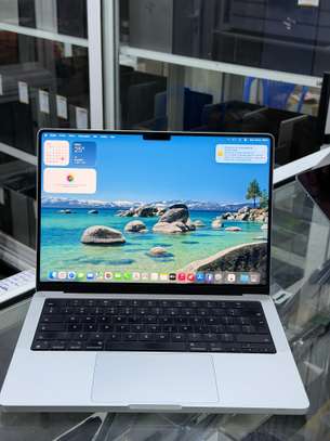 MacBook Pro 2021 32go de Ram image 3
