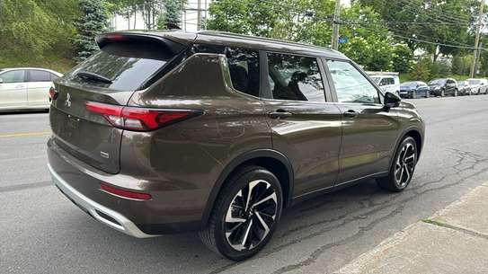 Mitsubishi outlander 2024 image 5