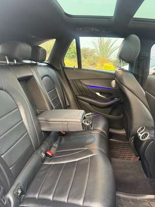 MERCEDES GLC 300 2021 image 12