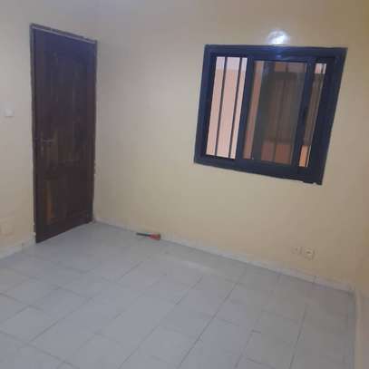 Appartement F4 à louer à Ngor image 5