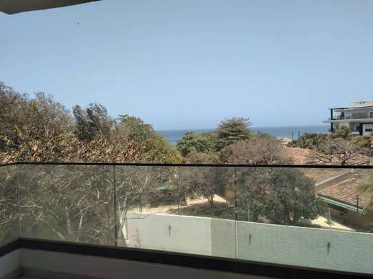 F4 neuf Almadies image 6