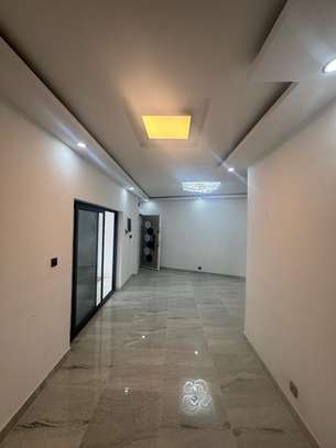 Appartement T4 à mermoz image 3
