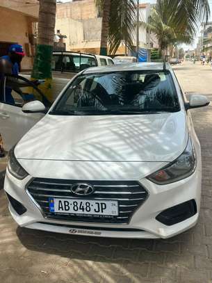 hyundai  Model accent 2019 image 6