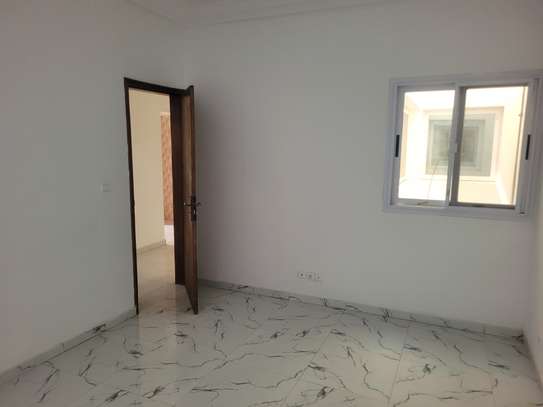 Tois chambres à louer par mois image 13