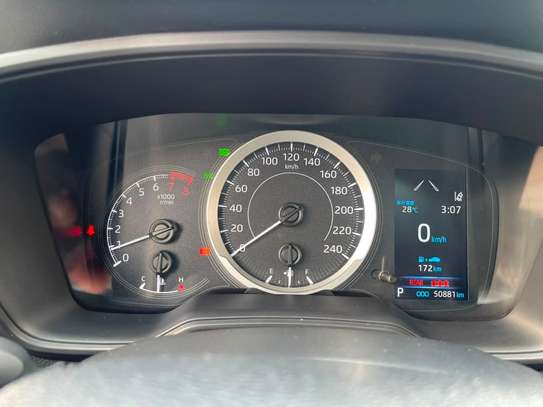 Toyota corolla cross image 10