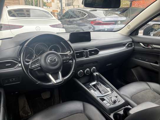 Mazda CX-5  2019 SUV noir spacieux confort et sécurité image 12