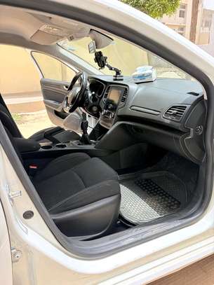 RENAUT MEGANE 4 image 4