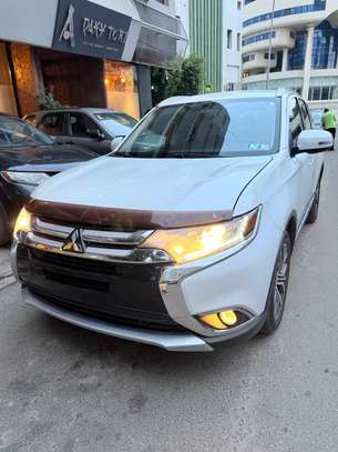 Mitsubishi Outlander 2017 image 8